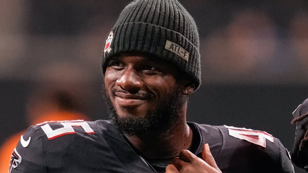 Deion Jones